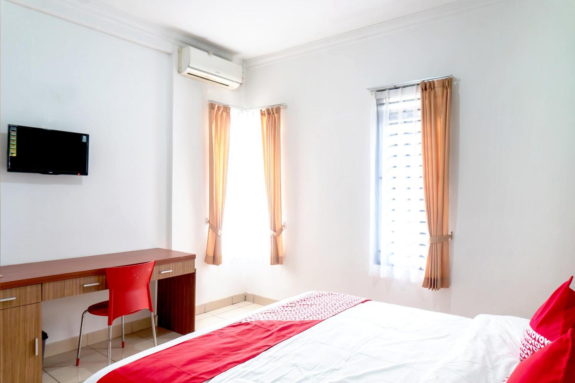 Super Oyo 617 Sukaraja Residence Syariah Bandung Exteriör bild