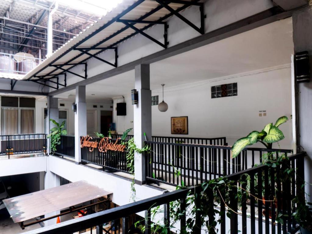 Super Oyo 617 Sukaraja Residence Syariah Bandung Exteriör bild